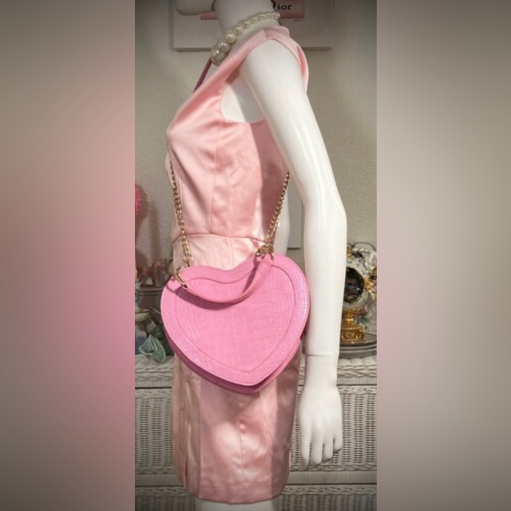 Bella Dona Pink Heart Convertible Crossbody Bag Croc Embossed Faux Leather 7x 8”